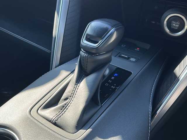 トヨタ ハリアー Z 山口県 2020(令2)年 3.2万km プレシャスブラックパール 禁煙車/ワンオーナー/前方ドライブレコーダー/スマートキー/プッシュスタート/ETC2.0/純正HDDナビ/(DTV/BT/DVD/ラジオ)/バックカメラ/パワーバックドア/クリアランスソナー/電子パーキングブレーキ/純正フロアマット/社外アルミホイール/衝突軽減ブレーキ/デジタルインナーミラー/USB端子/保証書/取扱説明書/記録簿