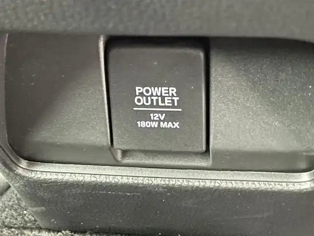 ホンダ ＷＲ－Ｖ Z ブラックスタイル 千葉県 2025(令7)年 0.2万km オブシダンブルーパール ホンダセンシング/・衝突軽減ブレーキ（CMBS）/・先行車発進お知らせ機能/・歩行者事故低減ステアリング/・路外逸脱抑制機能/・標識認識機能/・アダプティブクルーズコントロール（ACC）/・車線維持支援システム（LKAS）/・誤発進抑制機能/・後方誤発進抑制機能/・近距離衝突軽減ブレーキ/・急アクセル抑制機能/・パーキングセンサーシステム/・オートハイビーム/純正ディスプレイオーディオ/　Applecarplay/AndroidAuto/Bluetooth/バックカメラ/パドルシフト/ヘッドライトレベライザー/ステアリングスイッチ/革巻きステアリング/プッシュスタート&スマートキー/電動格納ミラー/LEDヘッドライト