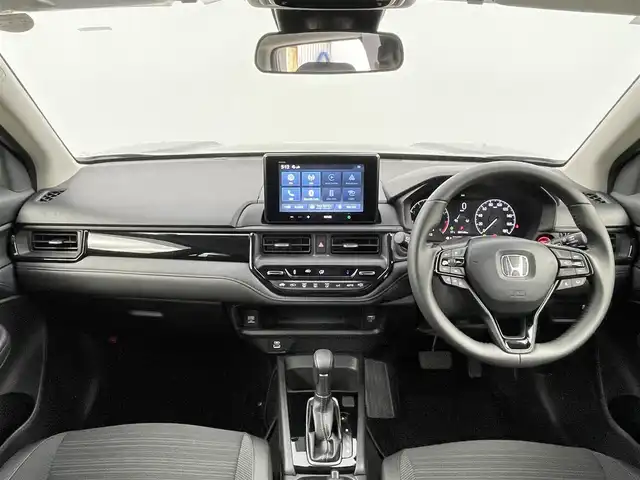 ホンダ ＷＲ－Ｖ Z ブラックスタイル 千葉県 2025(令7)年 0.2万km オブシダンブルーパール ホンダセンシング/・衝突軽減ブレーキ（CMBS）/・先行車発進お知らせ機能/・歩行者事故低減ステアリング/・路外逸脱抑制機能/・標識認識機能/・アダプティブクルーズコントロール（ACC）/・車線維持支援システム（LKAS）/・誤発進抑制機能/・後方誤発進抑制機能/・近距離衝突軽減ブレーキ/・急アクセル抑制機能/・パーキングセンサーシステム/・オートハイビーム/純正ディスプレイオーディオ/　Applecarplay/AndroidAuto/Bluetooth/バックカメラ/パドルシフト/ヘッドライトレベライザー/ステアリングスイッチ/革巻きステアリング/プッシュスタート&スマートキー/電動格納ミラー/LEDヘッドライト