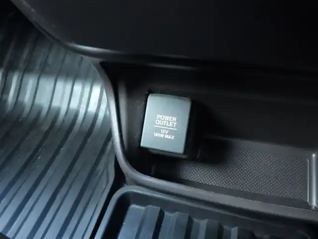 ホンダ フリード G 千葉県 2017(平29)年 7.2万km クリスタルブラックパール 左パワースライドドア/右イージークローザードア/社外SDナビ/地デジTV/【DVD/CD再生機能　Bluetooth接続】/バックカメラ/ステアリングスイッチ/ETC/社外LEDヘッドライト/ウインカーミラー/Honda スマートキー