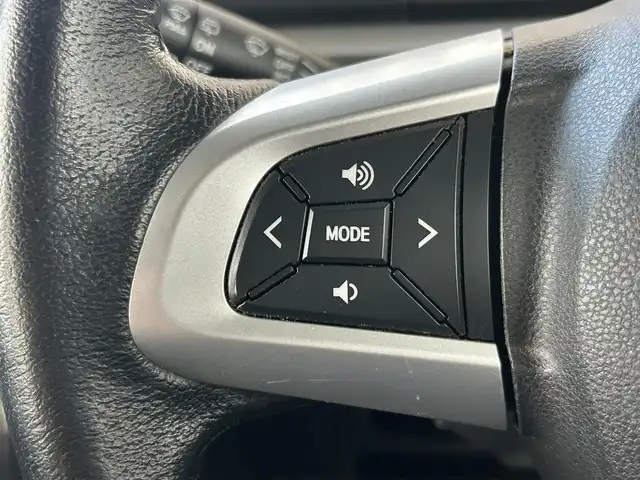 ダイハツ タント カスタム RS SA 宮崎県 2015(平27)年 9.5万km パールホワイトⅢ /ナビ(MDV-D502BT)//TV/CD/DVD/Bluetooth//ETC//バックカメラ//両側パワースライドドア//社外フロアマット//純正アルミホイール//ドアバイザー//電格ウィンカーミラー//オートライト