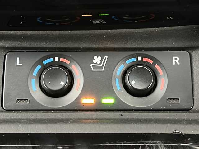 トヨタ ヴェルファイア Z Gエディション 宮城県 2019(平31)年 5万km ブラック 禁煙車/ツインムーンルーフ/両側パワースライドドア/トヨタセーフティセンス/・プリクラッシュセーフティ/・レーントレーシングアシスト/・オートハイビーム/・ブラインドスポットモニター/・レーダークルーズコントロール/・ロードサインアシスト/ALPINE11型ナビ/・CD・DVD・USB・SD・BT・HDMI/フルセグTV/バックカメラ/パワーバックドア/前席パワーシート/前席シートヒーター/前席エアーシート/D席シートメモリー/ウッドコンビステアリング/ステアリングスイッチ/ステアリングヒーター/電動パーキングブレーキ/AUTOHOLD/プッシュスタート/スマートキー×2/純正フロアマット/純正ドアバイザー/純正18インチアルミホイール/LEDヘッドライト/LEDフォグライト/AC100V充電/ドライブレコーダー（前後）/ビルドインETC/ロールサンシェード/横滑り防止装置