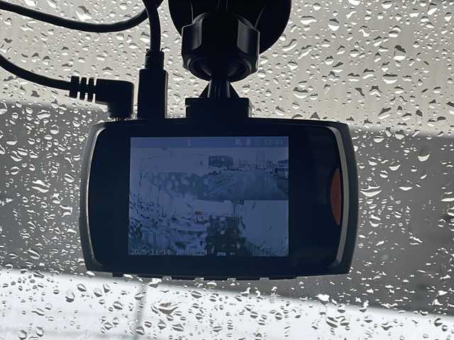 スズキ エブリィ ワゴン PZターボ 道北・旭川 2017(平29)年 5.5万km パールホワイト /4WD//禁煙車//純正ナビ BT/USB/CD/DVD/AUX/フルセグ//片側パワースライドドア//横滑り防止//衝突軽減ブレーキ//誤発進抑制//運転席シートヒーター//オートライト//HIDヘッドライト//フォグランプ//オートエアコン//ETC//ドライブレコーダー//ドアバイザー//ステアリングスイッチ//スペアキー//パワーウィンドウ