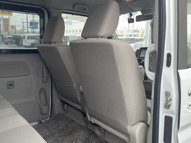 スズキ エブリィ ワゴン PZターボ 道北・旭川 2017(平29)年 5.5万km パールホワイト /4WD//禁煙車//純正ナビ BT/USB/CD/DVD/AUX/フルセグ//片側パワースライドドア//横滑り防止//衝突軽減ブレーキ//誤発進抑制//運転席シートヒーター//オートライト//HIDヘッドライト//フォグランプ//オートエアコン//ETC//ドライブレコーダー//ドアバイザー//ステアリングスイッチ//スペアキー//パワーウィンドウ