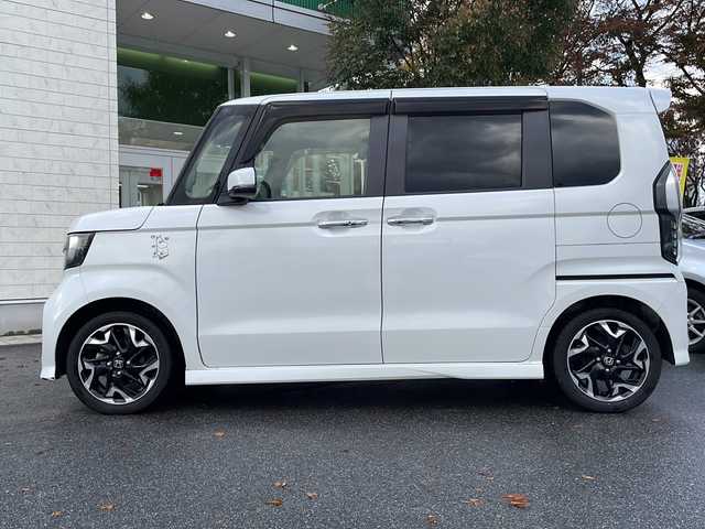 ホンダ Ｎ ＢＯＸ カスタム G L ターボ ホンダセンシング 鳥取県 2019(平31)年 4.2万km プラチナホワイトパール ホンダセンシング/Gathersナビ【VXM-194VFi】/・フルセグ/Bluetooth/CD/DVD/バックカメラ/スマートキー/プッシュスタート/ビルトインETC/ターボ/ハーフレザーシート/両側電動スライドドア/純正15AW/パドルシフト/ABS/横滑り防止装置/前後誤発信抑制機能/レーンキープアシスト/オートライト/LEDヘッドライト/W&サイドエアバック/カーテンエアバック