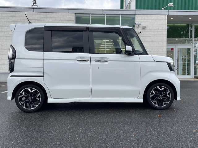 ホンダ Ｎ ＢＯＸ カスタム G L ターボ ホンダセンシング 鳥取県 2019(平31)年 4.2万km プラチナホワイトパール ホンダセンシング/Gathersナビ【VXM-194VFi】/・フルセグ/Bluetooth/CD/DVD/バックカメラ/スマートキー/プッシュスタート/ビルトインETC/ターボ/ハーフレザーシート/両側電動スライドドア/純正15AW/パドルシフト/ABS/横滑り防止装置/前後誤発信抑制機能/レーンキープアシスト/オートライト/LEDヘッドライト/W&サイドエアバック/カーテンエアバック