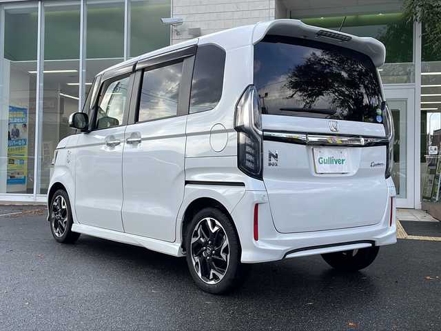 ホンダ Ｎ ＢＯＸ カスタム G L ターボ ホンダセンシング 鳥取県 2019(平31)年 4.2万km プラチナホワイトパール ホンダセンシング/Gathersナビ【VXM-194VFi】/・フルセグ/Bluetooth/CD/DVD/バックカメラ/スマートキー/プッシュスタート/ビルトインETC/ターボ/ハーフレザーシート/両側電動スライドドア/純正15AW/パドルシフト/ABS/横滑り防止装置/前後誤発信抑制機能/レーンキープアシスト/オートライト/LEDヘッドライト/W&サイドエアバック/カーテンエアバック