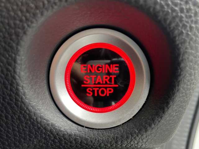 ホンダ Ｎ ＢＯＸ カスタム G L ターボ ホンダセンシング 鳥取県 2019(平31)年 4.2万km プラチナホワイトパール ホンダセンシング/Gathersナビ【VXM-194VFi】/・フルセグ/Bluetooth/CD/DVD/バックカメラ/スマートキー/プッシュスタート/ビルトインETC/ターボ/ハーフレザーシート/両側電動スライドドア/純正15AW/パドルシフト/ABS/横滑り防止装置/前後誤発信抑制機能/レーンキープアシスト/オートライト/LEDヘッドライト/W&サイドエアバック/カーテンエアバック