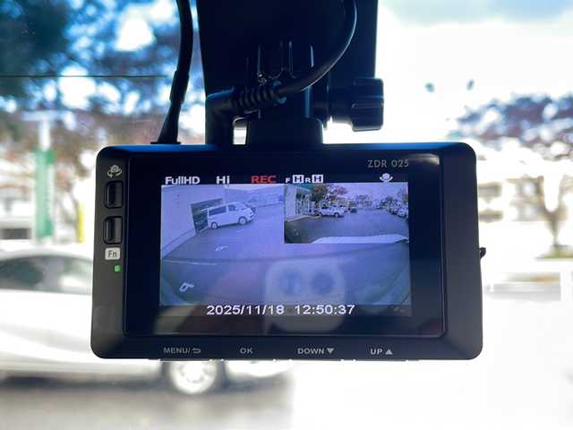 ホンダ Ｎ ＢＯＸ カスタム G L ターボ ホンダセンシング 鳥取県 2019(平31)年 4.2万km プラチナホワイトパール ホンダセンシング/Gathersナビ【VXM-194VFi】/・フルセグ/Bluetooth/CD/DVD/バックカメラ/スマートキー/プッシュスタート/ビルトインETC/ターボ/ハーフレザーシート/両側電動スライドドア/純正15AW/パドルシフト/ABS/横滑り防止装置/前後誤発信抑制機能/レーンキープアシスト/オートライト/LEDヘッドライト/W&サイドエアバック/カーテンエアバック