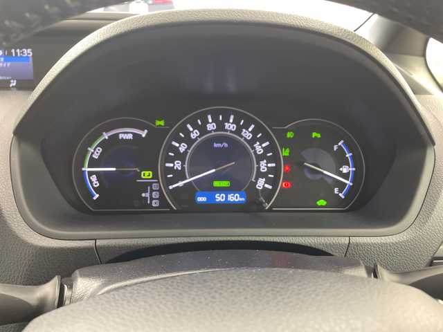 トヨタ ヴォクシー ハイブリッド ZS 煌Ⅱ 兵庫県 2019(平31)年 5.1万km ホワイトパールクリスタルシャイン ・トヨタセーフティーセンス/・プリクラッシュセーフティ/・レーンディバチャーアラート/・オートハイビーム/・パーキングサポートブレーキ/・クリアランスソナー/・先行車発進告知/・社外９インチメモリナビ/・フルセグ＆BT&DVD＆SD/・バックカメラ/・社外前方ドライブレコーダー/・両側パワースライドドア/・LEDヘッドライト/・フォグ/・オートライト/・ETC/・スマートキー/・プッシュスタート/・クルーズコントロール/・前席シートヒーター/・リヤエアコン/・革巻きステアリング