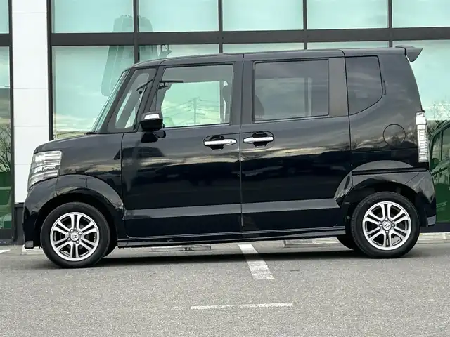 ホンダ Ｎ ＢＯＸ カスタム G Lパッケージ 和歌山県 2013(平25)年 10.1万km クリスタルブラックパール 社外ナビ/フルセグTV/CD/DVD/片側パワースライドドア/社外ドライブレコーダー/横滑り防止装置/電動格納ミラー/ECON/HID/フォグランプ/オートライト
