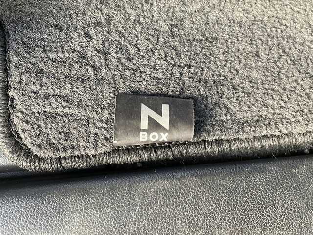 ホンダ Ｎ ＢＯＸ G SSパッケージ 静岡県 2015(平27)年 6.4万km プレミアムブロンズパール 純正ナビ/AM/FM/CD/DVD/USB/ipod/SD/Bluetooth/ワンセグTV/VTR/AUX/主要装備/・純正ナビ　/・バックカメラ　/・ドライブレコーダー　/・両側パワースライドドア　/・アイドリングストップ　/・スマートキー　/・シティーブレーキ　/・ワンオーナー　/・衝突軽減システム　/・横滑り防止装置　/・ステアリングリモコン/・取扱説明書/・保証書/・カーテンエアバック/・純正アルミホイール/・純正フロアマット