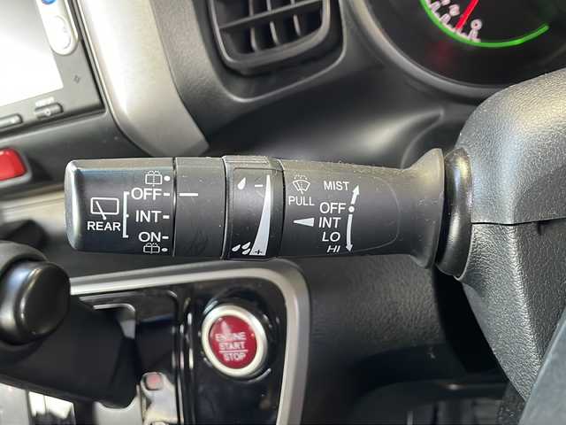 ホンダ Ｎ ＢＯＸ G SSパッケージ 静岡県 2015(平27)年 6.4万km プレミアムブロンズパール 純正ナビ/AM/FM/CD/DVD/USB/ipod/SD/Bluetooth/ワンセグTV/VTR/AUX/主要装備/・純正ナビ　/・バックカメラ　/・ドライブレコーダー　/・両側パワースライドドア　/・アイドリングストップ　/・スマートキー　/・シティーブレーキ　/・ワンオーナー　/・衝突軽減システム　/・横滑り防止装置　/・ステアリングリモコン/・取扱説明書/・保証書/・カーテンエアバック/・純正アルミホイール/・純正フロアマット