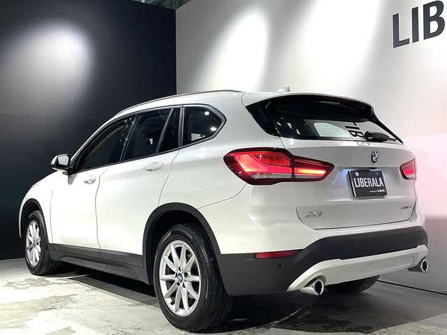 ＢＭＷ Ｘ１ xDrive 18d 道央・札幌 2021(令3)年 3.7万km ミネラルホワイト ドライビング・アシスト/　・レーン・ディパーチャー・ウォーニング/PDC/パーキングアシスト/リヤビューカメラ/電動シート（D/N）/LEDヘッドライト/オートライト/レインセンサー/ヒル・ディセント・コントロール/BMWコネクテッド・ドライブ・スタンダード/アンビエントライト/ドライブレコーダー/オートマチック・テールゲート・オペレーション/ETC/保証書、取扱説明書、スペアキー1本有