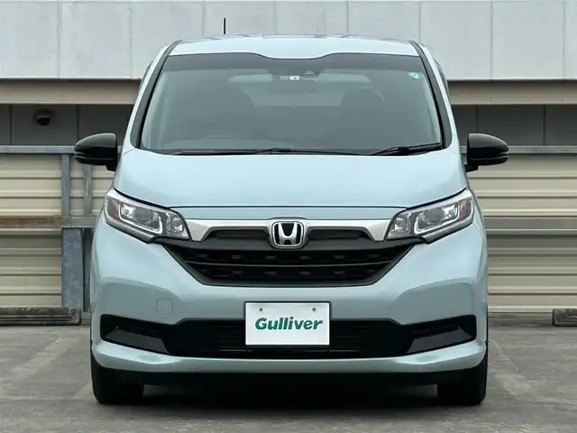 ホンダ フリード ハイブリット G ブラックスタイル 静岡県 2022(令4)年 1.6万km フィヨルドミストパール ホンダセンシング/純正９型ＳＤナビ/フルセグＴＶ/ＤＶＤ再生/ＢＴオーディオ/ＡＣＣ/バックカメラ/前後ドラレコ/両側電動スライドドア/ビルトインＥＴＣ２．０/ＬＥＤヘッドライト/前席シートヒーター/専用１５ＡＷ