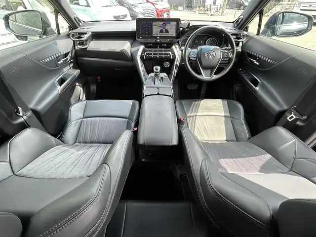 トヨタ ハリアー ハイブリッド Z 愛知県 2021(令3)年 4.1万km プレシャスブラックパール 純正ナビ12.3インチ/BT、DTV/JBL/純正19インチAW/ETC2.0/デジタルインナーミラー/ヘッドアップディスプレイ/LEDヘッドライト/パワーバックドア/ブラインドスポットモニター/社外前後ドライブレコーダー/純正フロアマット/純正ドアバイザー/リアガラスフィルム/社外コンソールドリンクフォルダー/スペアキー