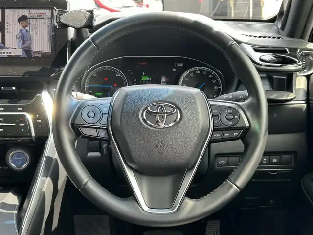 トヨタ ハリアー ハイブリッド Z 愛知県 2021(令3)年 4.1万km プレシャスブラックパール 純正ナビ12.3インチ/BT、DTV/JBL/純正19インチAW/ETC2.0/デジタルインナーミラー/ヘッドアップディスプレイ/LEDヘッドライト/パワーバックドア/ブラインドスポットモニター/社外前後ドライブレコーダー/純正フロアマット/純正ドアバイザー/リアガラスフィルム/社外コンソールドリンクフォルダー/スペアキー