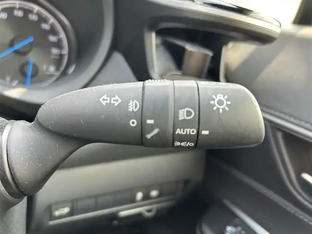 トヨタ ハリアー ハイブリッド Z 愛知県 2021(令3)年 4.1万km プレシャスブラックパール 純正ナビ12.3インチ/BT、DTV/JBL/純正19インチAW/ETC2.0/デジタルインナーミラー/ヘッドアップディスプレイ/LEDヘッドライト/パワーバックドア/ブラインドスポットモニター/社外前後ドライブレコーダー/純正フロアマット/純正ドアバイザー/リアガラスフィルム/社外コンソールドリンクフォルダー/スペアキー