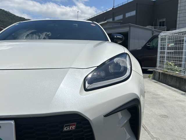 トヨタ ＧＲ８６ RZ 山梨県 2022(令4)年 3.5万km クリスタルホワイトパール ワンオーナー/純正ナビ/BT/CD/フルセグ/TV/AM/FM/バックカメラ/テレビキャンセラー/ETC2.0/純正エアロ/リア/純正18インチアルミホイール/ハーフレザーシート/前席シートヒーター/パドルシフト/ステアリングリモコン/レーダークルーズコントロール/純正フロアマット/LEDヘッドライト/スマートキー/スペアキー1本/前後ドライブレコーダー