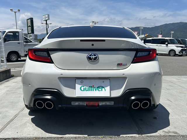 トヨタ ＧＲ８６ RZ 山梨県 2022(令4)年 3.5万km クリスタルホワイトパール ワンオーナー/純正ナビ/BT/CD/フルセグ/TV/AM/FM/バックカメラ/テレビキャンセラー/ETC2.0/純正エアロ/リア/純正18インチアルミホイール/ハーフレザーシート/前席シートヒーター/パドルシフト/ステアリングリモコン/レーダークルーズコントロール/純正フロアマット/LEDヘッドライト/スマートキー/スペアキー1本/前後ドライブレコーダー