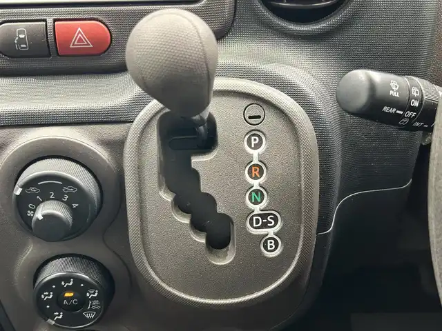 トヨタ ポルテ X 鹿児島県 2014(平26)年 2万km クリームベージュ ＳＤ7インチナビ（CD/Bluetooth/ワンセグTV）/バックカメラ　/片側パワースライドドア　/純正フロアマット　/純正ドアバイザー　/ヘッドライトレベライザー　/ステアリングリモコン　/電格ミラー　/プッシュスタート　/アイドリングストップ　/スマートキー