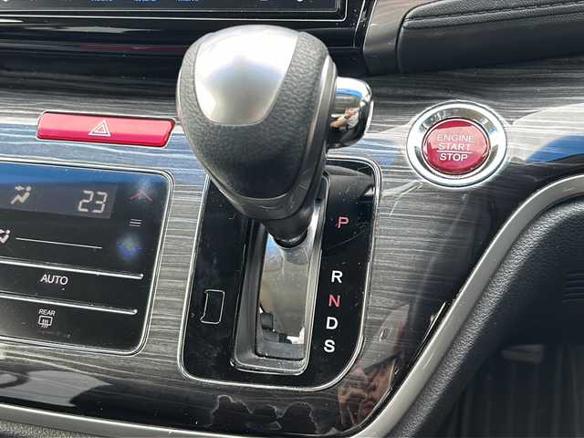 ホンダ オデッセイ アブソルート 三重県 2014(平26)年 10.3万km プレミアムヴィーナスブラックP ワンオーナー/クルーズコントロール/Gathersナビ（VXM-145VFEI）/Bluetooth/CD/DVD/FM/AM/片側パワースライドドア/バックカメラ/ETC/ハーフレザーシート/純正17インチアルミホイール/保証書/取扱説明書/スペアキー