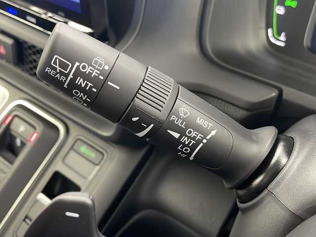 ホンダ ステップワゴン eHEV エアー EX 栃木県 2025(令7)年 0.1千km クリスタルブラックパール 登録済未使用車/・純正11.4インチナビHonda CONNECTナビ LXM-247VFLi/(BT/AM/FM/CD/DVD/フルセグ）/ホンダセンシング/・レーダークルーズコントロール/・車線逸脱警報/・ブラインドスポットモニター/・踏み間違い衝突軽減/・パーキングセンサー警報/・プリクラッシュブレーキ/・先行車発進お知らせ機能/電動リアゲート/両側パワースライドドア/コーナーセンサー/電動格納ミラー/オートヘッドライト/前席シートヒーター/ステアリングスイッチ/純正アルミホイール/プッシュスタート/スペアキー×１/保証書/取扱説明書