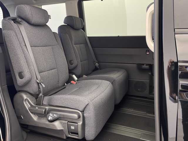 ホンダ ステップワゴン eHEV エアー EX 栃木県 2025(令7)年 0.1千km クリスタルブラックパール 登録済未使用車/・純正11.4インチナビHonda CONNECTナビ LXM-247VFLi/(BT/AM/FM/CD/DVD/フルセグ）/ホンダセンシング/・レーダークルーズコントロール/・車線逸脱警報/・ブラインドスポットモニター/・踏み間違い衝突軽減/・パーキングセンサー警報/・プリクラッシュブレーキ/・先行車発進お知らせ機能/電動リアゲート/両側パワースライドドア/コーナーセンサー/電動格納ミラー/オートヘッドライト/前席シートヒーター/ステアリングスイッチ/純正アルミホイール/プッシュスタート/スペアキー×１/保証書/取扱説明書