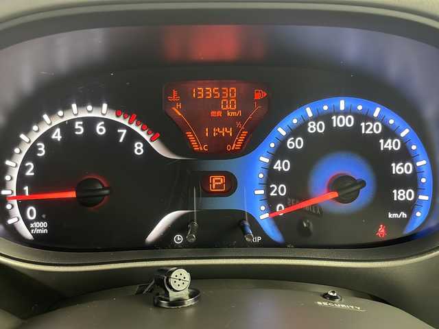 日産 キューブ 15X Vセレクション 岐阜県 2011(平23)年 13.4万km ビターショコラ 純正ナビ（MC311D-W）/Bluetooth/フルセグTVCD/DVD/AM/FM/SD/AUX/USB/ハロゲンライト/フォグランプ/オートライト/ECOMODE/スマートキー/プッシュスタート/純正フロアマット/純正ドアバイザー