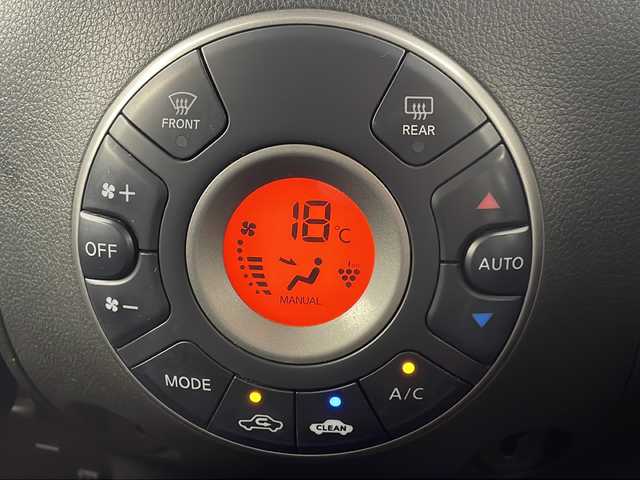 日産 キューブ 15X Vセレクション 岐阜県 2011(平23)年 13.4万km ビターショコラ 純正ナビ（MC311D-W）/Bluetooth/フルセグTVCD/DVD/AM/FM/SD/AUX/USB/ハロゲンライト/フォグランプ/オートライト/ECOMODE/スマートキー/プッシュスタート/純正フロアマット/純正ドアバイザー