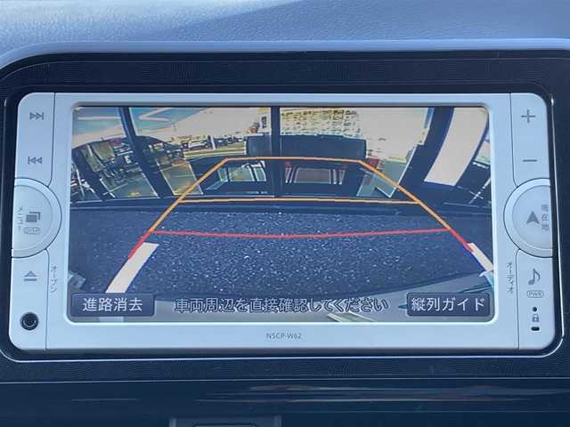 トヨタ シエンタ X 千葉県 2016(平28)年 5万km ホワイトパールクリスタルシャイン 純正メモリナビ/(TV BT FM AM)/バックカメラ/片側パワースライドドア/横滑り防止装置/ETC/アイドリングストップ/社外15インチAW/プッシュスタート/フロアマット/スペアキー/保証書