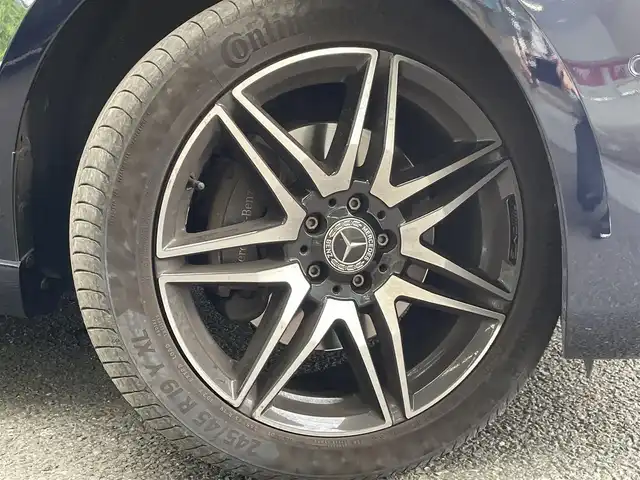 メルセデス・ベンツ Ｖ２２０ d AVG ロング AMGライン 神奈川県 2022(令4)年 2.7万km カバンサイトブルー ワンオーナー/純正メモリナビ/フルセグテレビ/バックカメラ/アラウンドビューモニター/ETC2.0/前後ドライブレコーダー/Burmesterサウンドシステム/carrozzeriaフリップダウンモニター/ダブルサンルーフ/ALPINEデジタルインナーミラー/両側パワースライドドア/ルーフレール/本革レザーシート（黒）/シートヒーター/アクティブブレーキアシスト/ブラインドスポットアシスト/アテンションアシスト/レーンキープアシスト/純正フロアマット/プッシュスタート/スペアキーあり/保証書あり/取扱説明書あり