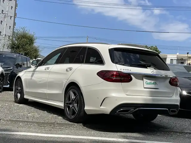 メルセデス・ベンツ Ｃ２２０ｄ 福島県 2018(平30)年 2.9万km ダイヤモンドホワイト 純正HDDナビ/（フルセグTV/Bluetooth/SD）/バックカメラ/ETC2.0/前後ドライブレコーダー/革シート/前席パワーシート/前席シートヒーター/レーダーセーフティーパッケージ/・アクティブディスタンスアシストディストロニック(全自動再発進機能付)/・アクティブステアリングアシスト/・アクティブレーンチェンジングアシスト/・アクティブエマージェンシーストップアシスト/・アクティブブレーキアシスト(歩行者/飛び出し検知機能付)/・PRE-SAFEインパルス(前面衝突被害軽減機能)/・アクティブブラインドスポットアシスト/・アクティブレーンキーピングアシスト/・リアCPA(被害軽減ブレーキ付後方衝突警告システム)/・トラフィックサインアシスト/純正18インチアルミホイール/純正LEDヘッドライト/スマートキー/スペアキー1本/保証書/取扱説明書