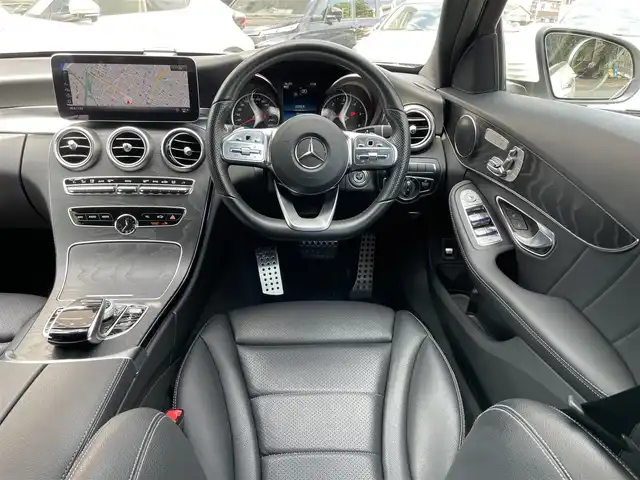 メルセデス・ベンツ Ｃ２２０ｄ 福島県 2018(平30)年 2.9万km ダイヤモンドホワイト 純正HDDナビ/（フルセグTV/Bluetooth/SD）/バックカメラ/ETC2.0/前後ドライブレコーダー/革シート/前席パワーシート/前席シートヒーター/レーダーセーフティーパッケージ/・アクティブディスタンスアシストディストロニック(全自動再発進機能付)/・アクティブステアリングアシスト/・アクティブレーンチェンジングアシスト/・アクティブエマージェンシーストップアシスト/・アクティブブレーキアシスト(歩行者/飛び出し検知機能付)/・PRE-SAFEインパルス(前面衝突被害軽減機能)/・アクティブブラインドスポットアシスト/・アクティブレーンキーピングアシスト/・リアCPA(被害軽減ブレーキ付後方衝突警告システム)/・トラフィックサインアシスト/純正18インチアルミホイール/純正LEDヘッドライト/スマートキー/スペアキー1本/保証書/取扱説明書