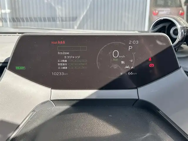 トヨタ プリウス Z 愛知県 2025(令7)年 1.1万km アティチュードブラックマイカ 純正プレミアムサウンドツィーターシステム/純正12.3インチディスプレイオーディオナビ/　（フルセグTV/FM/AM/Miracast）/パノラミックビューモニター/プリクラッシュセーフティ/レーダークルーズコントロール/レーンディパーチャーアラート/オートマチックハイビーム/ブラインドスポットモニター/トヨタチームメイト/LEDヘッドライト/オートライト/デジタルインナーミラー/合皮シート/パワーシート/シートヒーター/シートベンチレーション/シートメモリー/合皮巻きステアリングホイール/ステアリングヒーター/ステアリングスイッチ/パワーバックドア/ビルトインETC2.0/コーナーセンサー/プッシュスタート/スマートキー/電動格納ミラー/ウインカーミラー/フロアマット