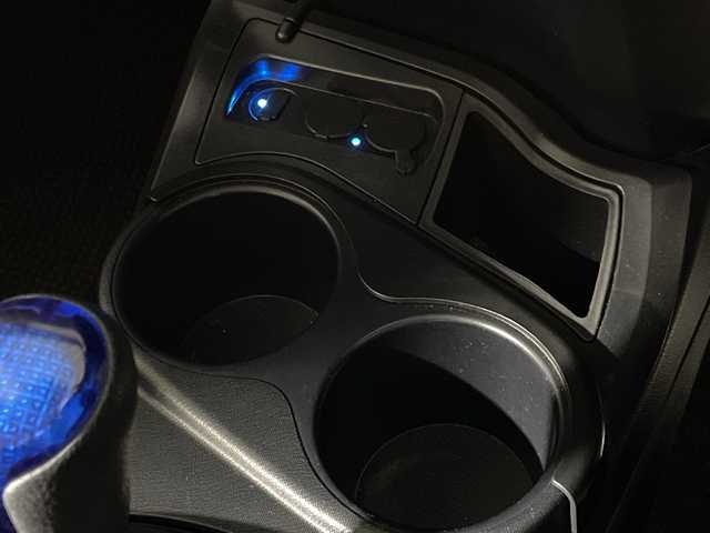 トヨタ アクア X－URBAN 福岡県 2015(平27)年 14.3万km コバルトブルーメタリック 禁煙車純正SDナビ(フルセグTV/DVD/CD/BT)バックモニターETC前方ドラレコスマートキープッシュスタートLEDヘッドライトフロントフォグ電格ミラー