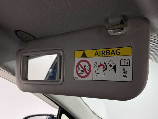 トヨタ アクア X－URBAN 福岡県 2015(平27)年 14.3万km コバルトブルーメタリック 禁煙車純正SDナビ(フルセグTV/DVD/CD/BT)バックモニターETC前方ドラレコスマートキープッシュスタートLEDヘッドライトフロントフォグ電格ミラー