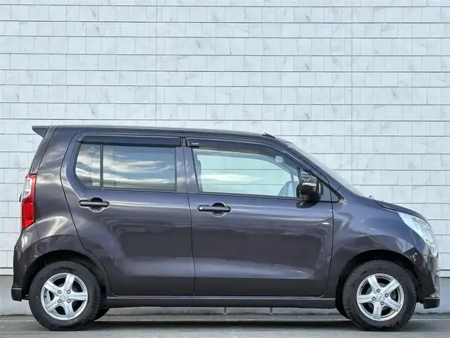 スズキ ワゴンＲ FX－LTD 岩手県 2013(平25)年 2.4万km アーバンブラウンパールメタリック 禁煙車/4WD/ワンオーナー/純正オーディオ/→CD/FM/AM/AUX/運転席シートヒーター/〇プッシュスタート/〇電動格納ミラー/〇ウィンカーミラー/〇シガーソケット/〇ドアバイザー/〇フロアマット/〇スマートキー/夏タイヤ純正AW車載