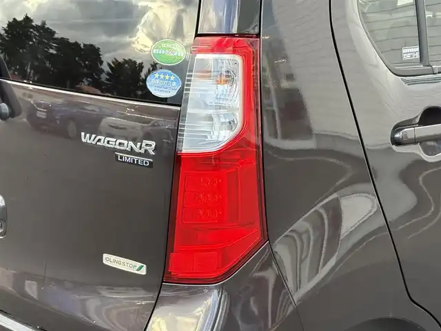 スズキ ワゴンＲ FX－LTD 岩手県 2013(平25)年 2.4万km アーバンブラウンパールメタリック 禁煙車/4WD/ワンオーナー/純正オーディオ/→CD/FM/AM/AUX/運転席シートヒーター/〇プッシュスタート/〇電動格納ミラー/〇ウィンカーミラー/〇シガーソケット/〇ドアバイザー/〇フロアマット/〇スマートキー/夏タイヤ純正AW車載
