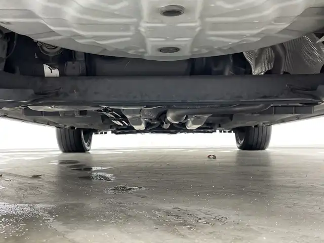 日産 キックス X ツートーンインテリアED 三重県 2021(令3)年 4.7万km ブリリアントホワイトパール/ピュアブラック 2トーン /禁煙車//純正9インチナビ//全方位カメラ//シートヒーター//デジタルインナーミラー//プロパイロット//レーダークルーズコントロール//オートハイビーム//ETC//ステアリングスイッチ//コーナーセンサー