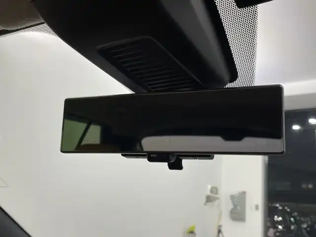 日産 キックス X ツートーンインテリアED 三重県 2021(令3)年 4.7万km ブリリアントホワイトパール/ピュアブラック 2トーン /禁煙車//純正9インチナビ//全方位カメラ//シートヒーター//デジタルインナーミラー//プロパイロット//レーダークルーズコントロール//オートハイビーム//ETC//ステアリングスイッチ//コーナーセンサー