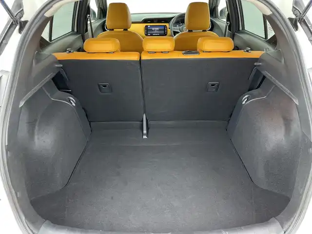 日産 キックス X ツートーンインテリアED 三重県 2021(令3)年 4.7万km ブリリアントホワイトパール/ピュアブラック 2トーン /禁煙車//純正9インチナビ//全方位カメラ//シートヒーター//デジタルインナーミラー//プロパイロット//レーダークルーズコントロール//オートハイビーム//ETC//ステアリングスイッチ//コーナーセンサー