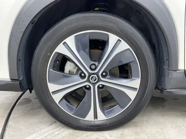 日産 キックス X ツートーンインテリアED 三重県 2021(令3)年 4.7万km ブリリアントホワイトパール/ピュアブラック 2トーン /禁煙車//純正9インチナビ//全方位カメラ//シートヒーター//デジタルインナーミラー//プロパイロット//レーダークルーズコントロール//オートハイビーム//ETC//ステアリングスイッチ//コーナーセンサー