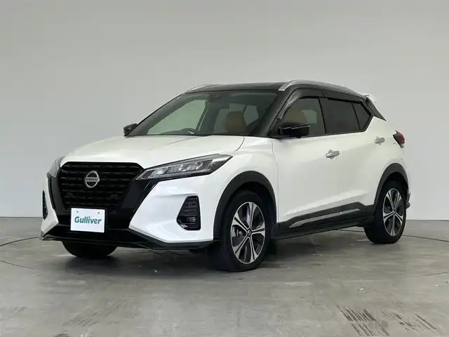 日産 キックス X ツートーンインテリアED 三重県 2021(令3)年 4.7万km ブリリアントホワイトパール/ピュアブラック 2トーン /禁煙車//純正9インチナビ//全方位カメラ//シートヒーター//デジタルインナーミラー//プロパイロット//レーダークルーズコントロール//オートハイビーム//ETC//ステアリングスイッチ//コーナーセンサー
