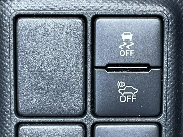 トヨタ アクア S スタイルブラック 滋賀県 2016(平28)年 1.7万km ライムホワイトパールクリスタルシャイン 純正SDナビ/・AM/FM/・CD/DVD/SD/・Bluetooth/・フルセグTV/バックカメラ/ステアリングスイッチ/革巻きステアリング/オートマチックヘッドライト/LEDヘッドライト/フォグランプ/プリクラッシュセーフティ/レーンキープアシスト/オートハイビーム/コーナーセンサー/電動格納ミラー/ドアバイザー/純正15インチアルミホイール