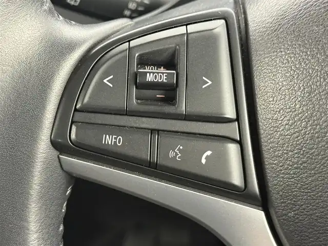 スズキ ハスラー Jスタイル ターボ 愛知県 2020(令2)年 5万km フェニックスレッドパール/ガンメタリック2トーンルーフ 純正8インチナビ/全方位モニター/フルセグTV/スズキセーフティサポート/デュアルカメラブレーキサポート/クルーズコントロール/横滑り防止装置/コーナーセンサー/レーンキープアシスト/オートライト/オートマチックハイビーム/LEDヘッドライト/LEDフォグランプ/シートヒーター/ETC/純正15インチアルミホイール/純正フロアマット/プッシュスタート/スマートキー/スペアキー