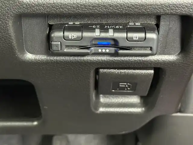 スズキ ハスラー Jスタイル ターボ 愛知県 2020(令2)年 5万km フェニックスレッドパール/ガンメタリック2トーンルーフ 純正8インチナビ/全方位モニター/フルセグTV/スズキセーフティサポート/デュアルカメラブレーキサポート/クルーズコントロール/横滑り防止装置/コーナーセンサー/レーンキープアシスト/オートライト/オートマチックハイビーム/LEDヘッドライト/LEDフォグランプ/シートヒーター/ETC/純正15インチアルミホイール/純正フロアマット/プッシュスタート/スマートキー/スペアキー