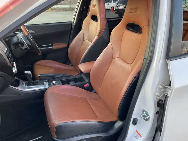 スバル インプレッサ ＷＲＸ STI A－Line 千葉県 2010(平22)年 11.1万km サテンホワイトパール 禁煙車/レザーシート/前席パワーシート/前席シートヒーター/パドルシフト/クルーズコントロール/HIDヘッドライト/HKSマフラー/RAYSアルミホイール/スマートキー/スペアキー
