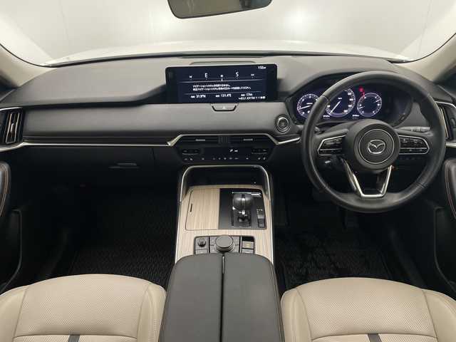 マツダ ＣＸ－６０ XD Lパッケージ 宮崎県 2023(令5)年 3.3万km ロジウムホワイトプレミアムメタリック 禁煙車/衝突被害軽減ブレーキ/純正12.3型ディスプレイオーディオ/（スマホ連携/USB/Bluetooth/FMAM）/純正バックカメラ/純正ドライブレコーダー/純正ETC/純正LEDオートライト/純正20インチアルミ/純正フロアマット/ホワイトレザーシート/全方位モニター/アダプティブクルーズコントロール/レーンディパーチャーアラート/ヘッドアップディスプレイ/クリアランスソナー/電子パーキング/オートホールド/前席パワーシート/シートヒーター/パワーチルトステアリング/ステアリングヒーター/パワーバックドア/デュアルオートエアコン/パドルシフト/本革巻ハンドル/スマートキー/プッシュエンジンスタート/スペアキー/新車時保証書/取扱い説明書