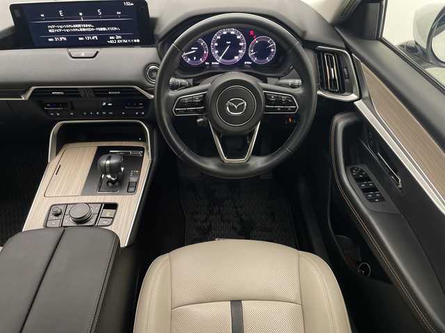 マツダ ＣＸ－６０ XD Lパッケージ 宮崎県 2023(令5)年 3.3万km ロジウムホワイトプレミアムメタリック 禁煙車/衝突被害軽減ブレーキ/純正12.3型ディスプレイオーディオ/（スマホ連携/USB/Bluetooth/FMAM）/純正バックカメラ/純正ドライブレコーダー/純正ETC/純正LEDオートライト/純正20インチアルミ/純正フロアマット/ホワイトレザーシート/全方位モニター/アダプティブクルーズコントロール/レーンディパーチャーアラート/ヘッドアップディスプレイ/クリアランスソナー/電子パーキング/オートホールド/前席パワーシート/シートヒーター/パワーチルトステアリング/ステアリングヒーター/パワーバックドア/デュアルオートエアコン/パドルシフト/本革巻ハンドル/スマートキー/プッシュエンジンスタート/スペアキー/新車時保証書/取扱い説明書